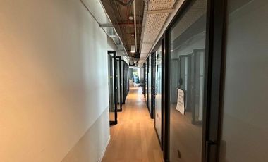 Alquiler Oficina 280 Mts. de alfombra - Blas Parera 51 - Vicente López