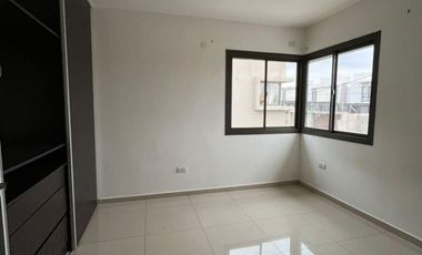 DUPLEX - DOS DORMITORIOS - CUESTA COLORADA
