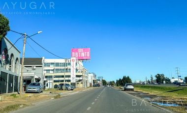 Venta Oficina Comercial PB - Edificio Polo Uno con Cochera / Pilar
