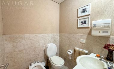 Venta Oficina Comercial PB - Edificio Polo Uno con Cochera / Pilar