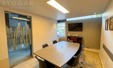 Venta Oficina Comercial PB - Edificio Polo Uno con Cochera / Pilar