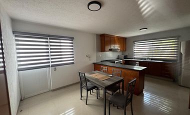 🏢✨ Casa en renta Club de golf la loma con 4 recámaras  ✨