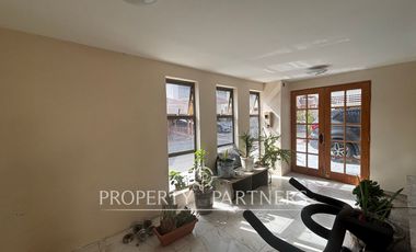 Acogedora casa 4D 3B en  Condominio, Costa Laguna.