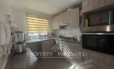 Acogedora casa 4D 3B en  Condominio, Costa Laguna.