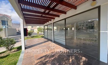 Acogedora casa 4D 3B en  Condominio, Costa Laguna.