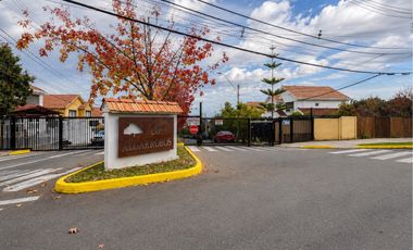Casa de 5D/4B con piscina