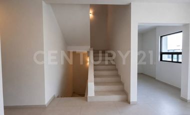 Casa en Renta Residencial Aqua - Avenida Huayacan