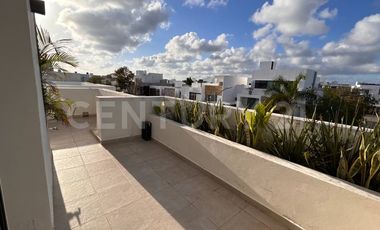 Casa en Renta Residencial Aqua - Avenida Huayacan