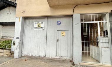 Cocheras o deposito en alquiler de 256 mts2