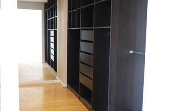 Casa en  Barrio Parque - Moderna y con Pileta