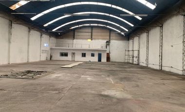 GALPÓN+ OFICINAS EN ALQUILER EN NEUQUÉN