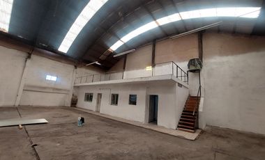GALPÓN+ OFICINAS EN ALQUILER EN NEUQUÉN