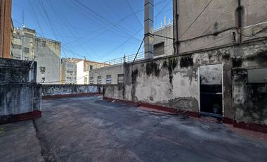 Oficina Uruguay al 700