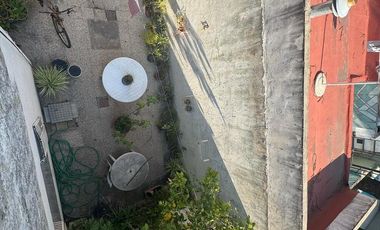 Casa en 2 Ptas de 4 dorm, garage, terraza y patio.- Banfield Oeste
