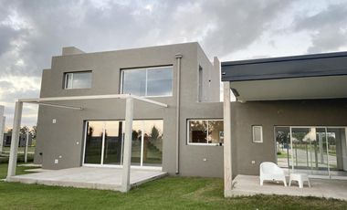 Casa en Urbanización Trisquelia