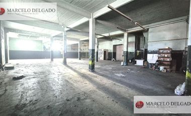Galpón - Depósito  de 1200 m2. en Avelladeda - VENTA - ALQUILER