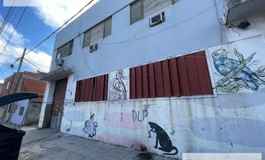 Galpón - Depósito  de 1200 m2. en Avelladeda - VENTA - ALQUILER