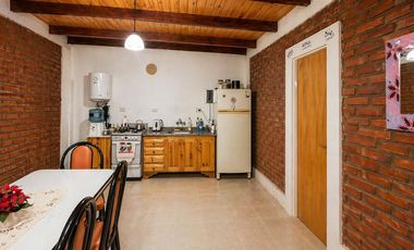 QUINCHO C/PILETA EN ALVEAR -TRONCALES DEL SUR