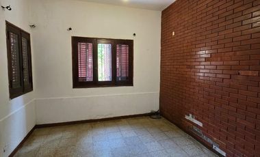 VENTA Casa 3 dormitorios. Belgrano Nº1692
