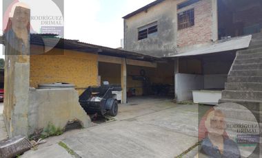 Galpón y oficina de trabajo en Turdera - 686 m2, lote en 