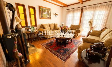 Los Almendros, Viña del mar. Casa en Arriendo.
