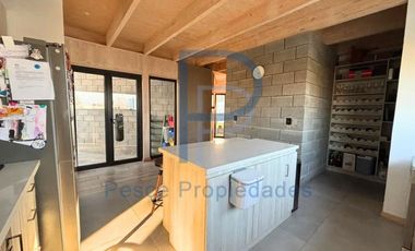 CASA EN CONDOMINIO| 4D | 4B| CON AMPLIO JARDÍN