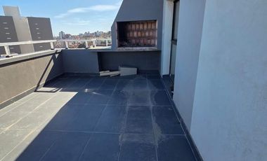 Alquiler departamento con terraza propia