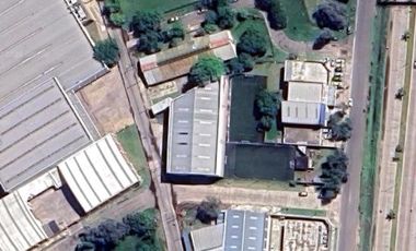 Depósito de 1.100 m2 sup. cubierta en Alquiler en Combatientes de Malvinas al 1500, Campana