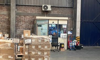 Depósito de 1.100 m2 sup. cubierta en Alquiler en Combatientes de Malvinas al 1500, Campana