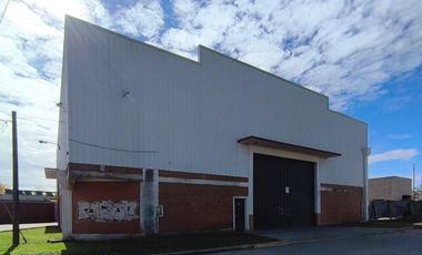 Depósito de 1.100 m2 sup. cubierta en Alquiler en Combatientes de Malvinas al 1500, Campana
