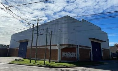 Depósito de 1.100 m2 sup. cubierta en Alquiler en Combatientes de Malvinas al 1500, Campana