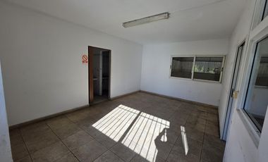 Depósito de 2.200 m2 sup. cubierta en Alquiler en Parque Industrial Campana