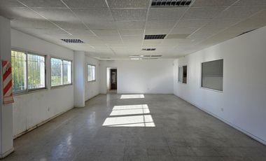 Depósito de 2.200 m2 sup. cubierta en Alquiler en Parque Industrial Campana