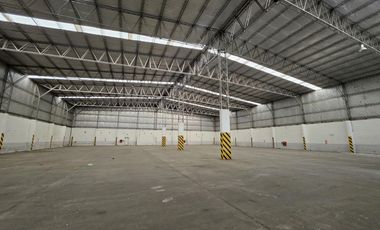 Depósito de 2.200 m2 sup. cubierta en Alquiler en Parque Industrial Campana
