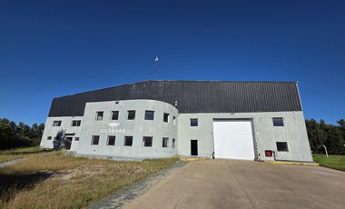 Depósito de 2.200 m2 sup. cubierta en Alquiler en Parque Industrial Campana
