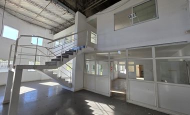Depósito de 2.200 m2 sup. cubierta en Alquiler en Parque Industrial Campana