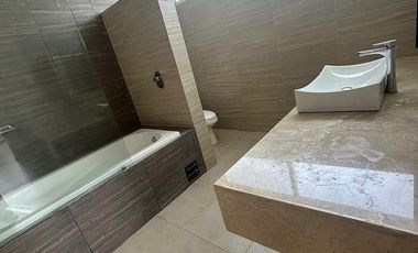 SE VENDE CASA EN RIBERAS DEL CAMPESTRE CELAYA