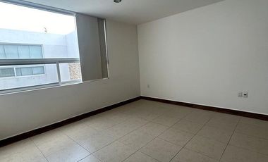 SE VENDE CASA EN RIBERAS DEL CAMPESTRE CELAYA
