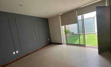 SE VENDE CASA EN RIBERAS DEL CAMPESTRE CELAYA