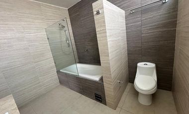 SE VENDE CASA EN RIBERAS DEL CAMPESTRE CELAYA
