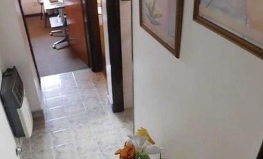 Chalet cuatro ambientes - Morón