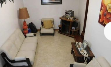 Chalet cuatro ambientes - Morón