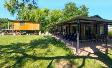 Gran terreno de 1.200m² con casa, quincho y pileta