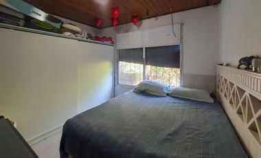 Gran terreno de 1.200m² con casa, quincho y pileta
