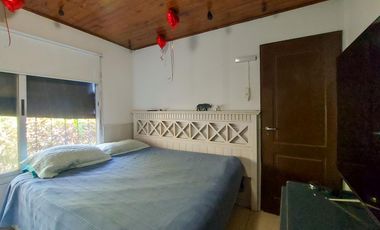 Gran terreno de 1.200m² con casa, quincho y pileta