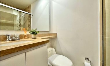 Apartamento altos del poblado excelente precio