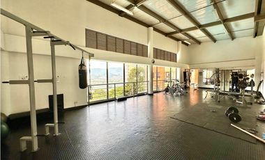 Apartamento altos del poblado excelente precio