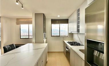 Apartamento altos del poblado excelente precio