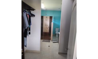 CASA CAMPESTRE EN VENTA SANTA ELENA VIA EL CASTILLO CONJUNTO