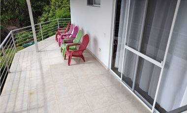 CASA CAMPESTRE EN VENTA SANTA ELENA VIA EL CASTILLO CONJUNTO